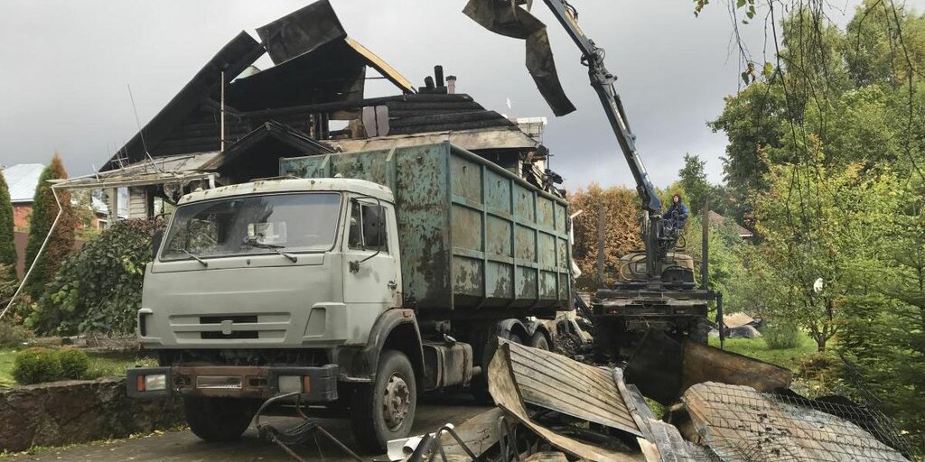 Вывоз мусора после пожара с утилизацией в Кемерово в октябре