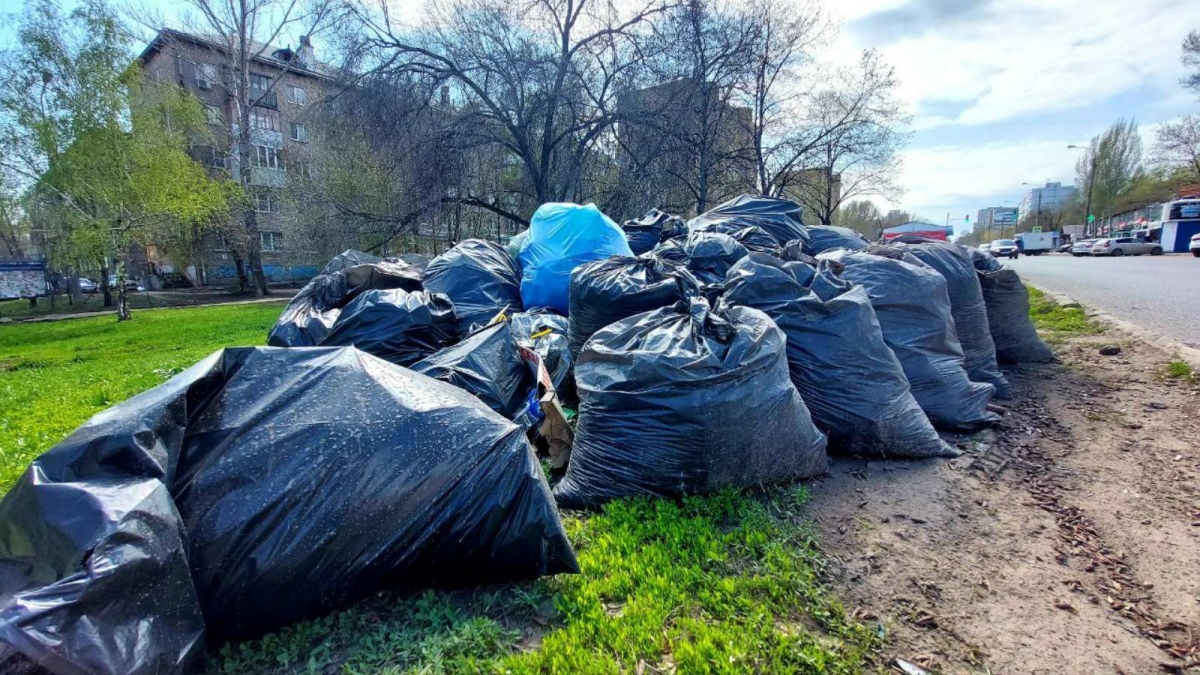Вывоз и утилизация мусора после субботника в Кемерово в октябре