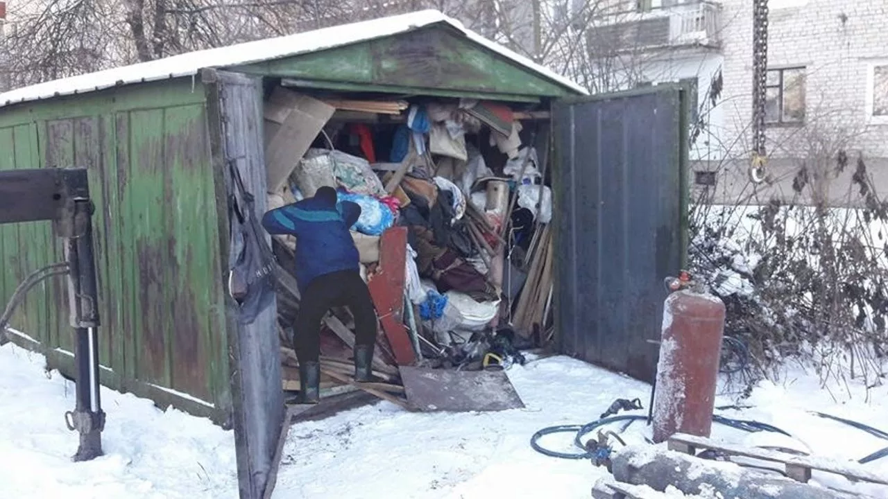 Вывоз мусора из гаража с гарантией чистоты в Кемерово в октябре